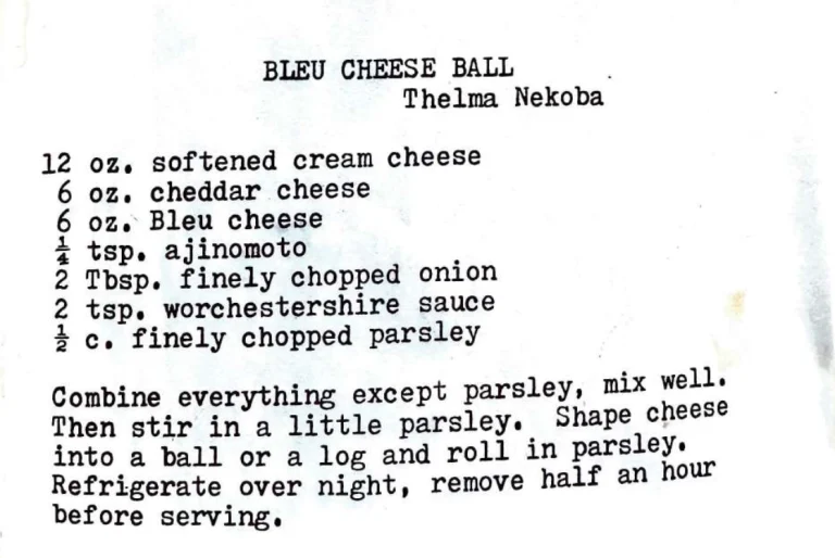 BLEU CHEESE BALL